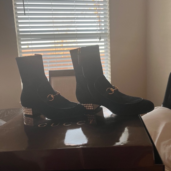 Authentic  Gucci Horsebit GG Velvet Crystal Ankle Boot - Picture 13 of 15
